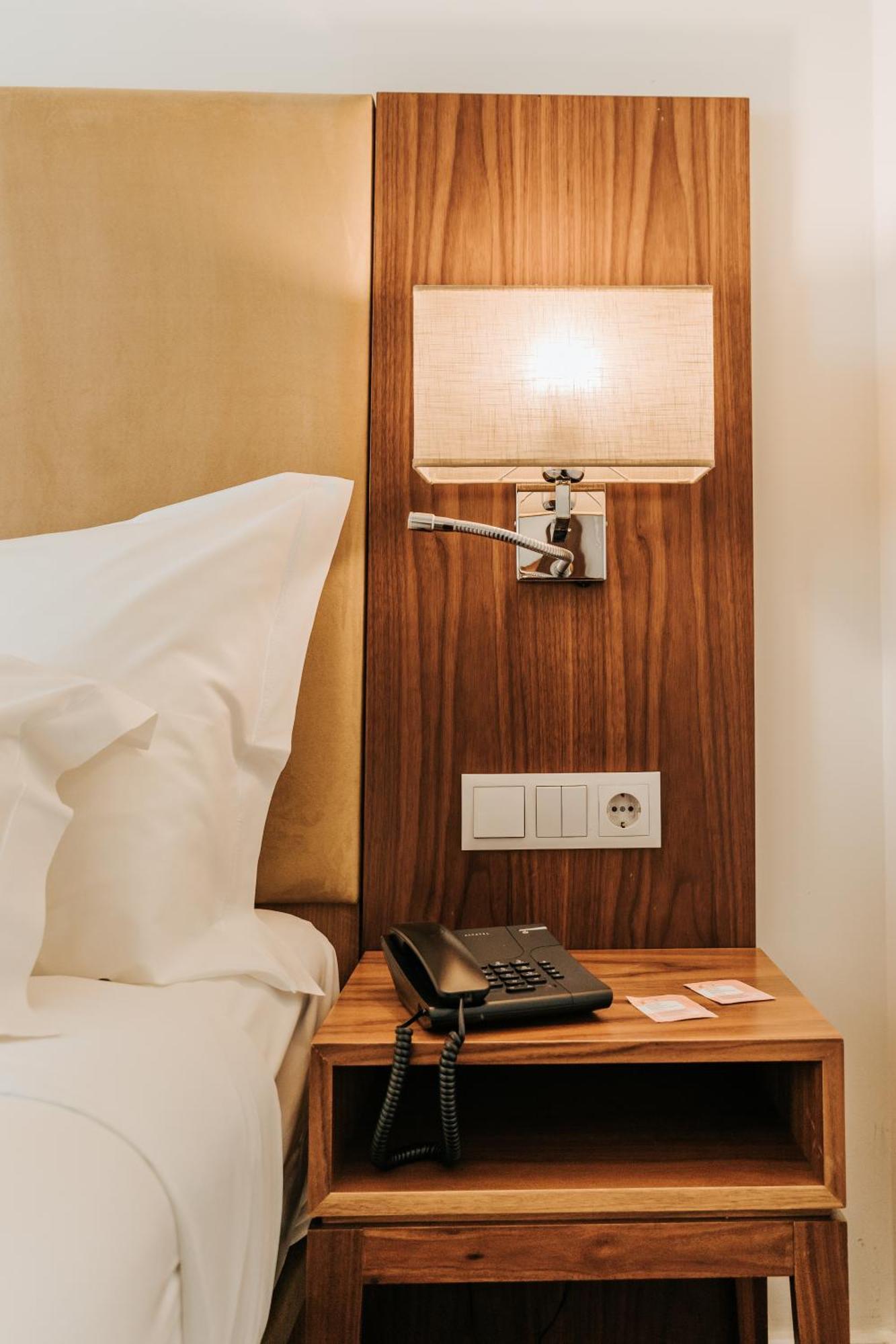 Budget Double Room,1772141537:JPEG